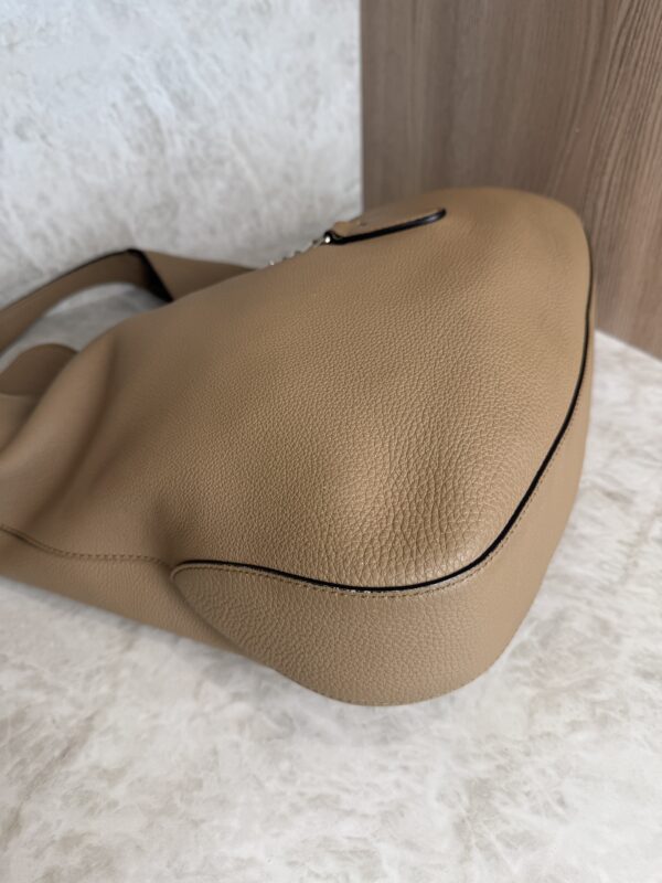 Gucci Beige Pebbled Leather Soft Jackie Hobo Bag