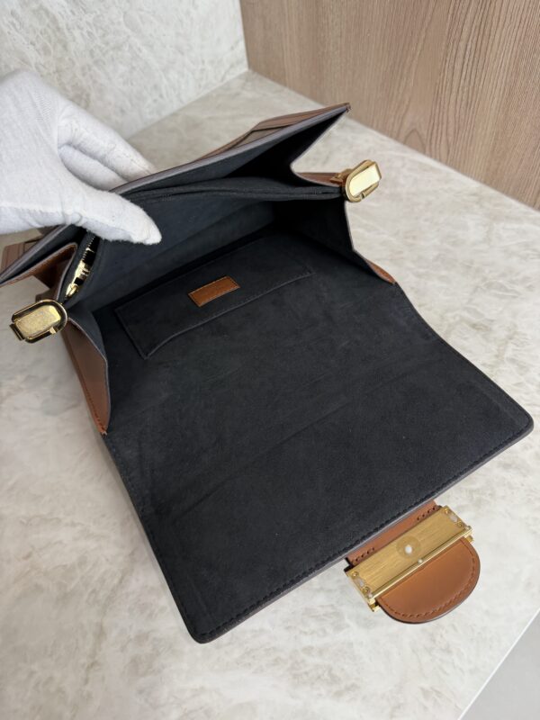 Louis Vuitton Reverse Monogram Dauphine MM