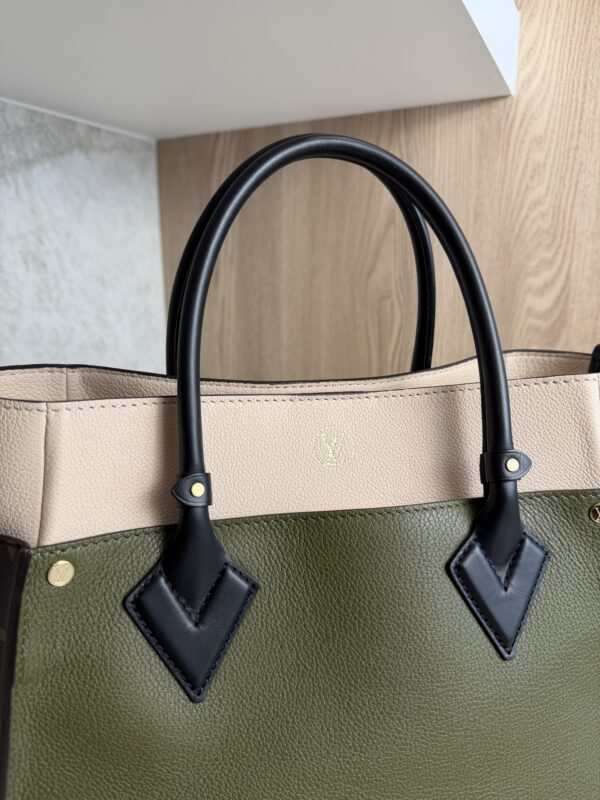 Louis Vuitton Calfskin Monogram On My Side MM Laurier Green Toffee Latte Beige