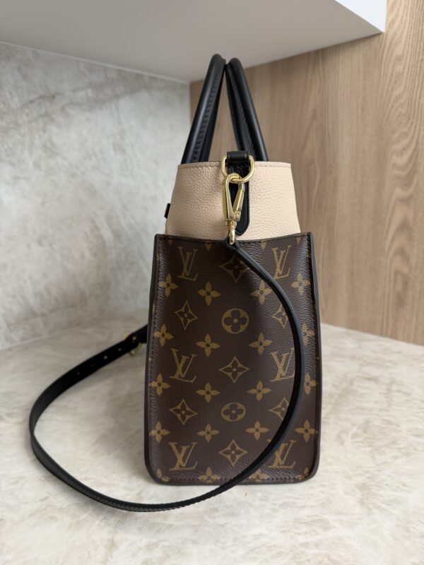 Louis Vuitton Calfskin Monogram On My Side MM Laurier Green Toffee Latte Beige