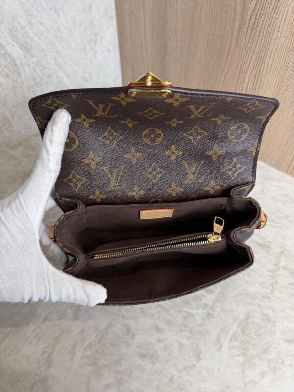 Louis Vuitton Monogram Pochette Métis East West