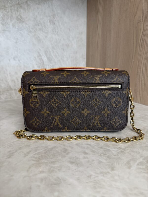 Louis Vuitton Monogram Pochette Métis East West