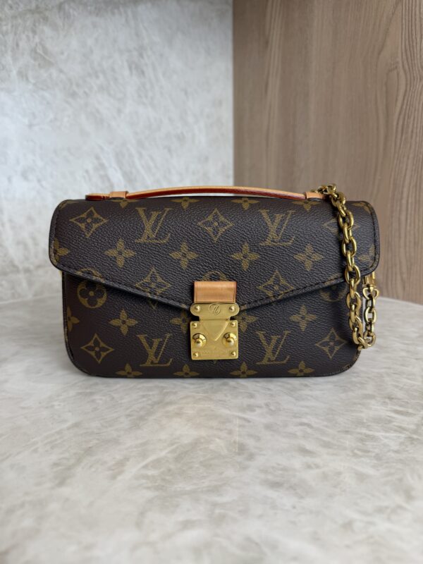 Louis Vuitton Monogram Pochette Métis East West