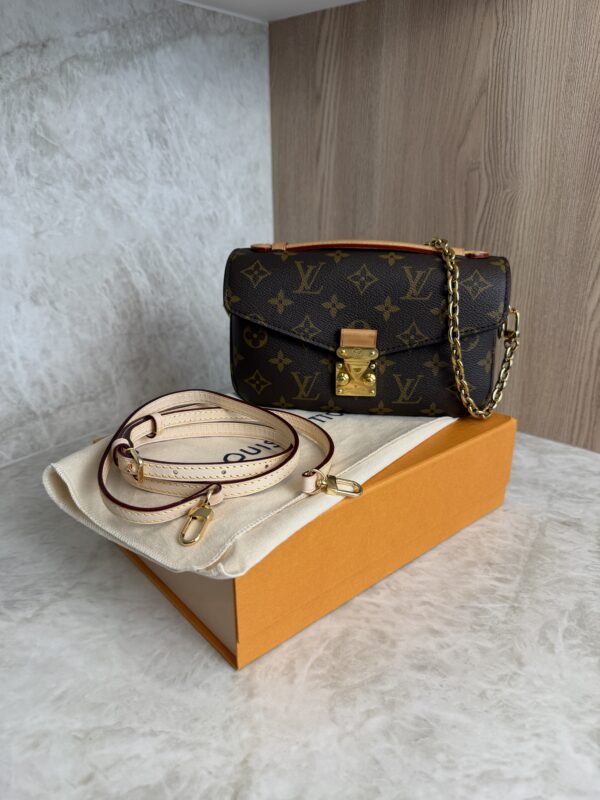 Louis Vuitton Monogram Pochette Métis East West