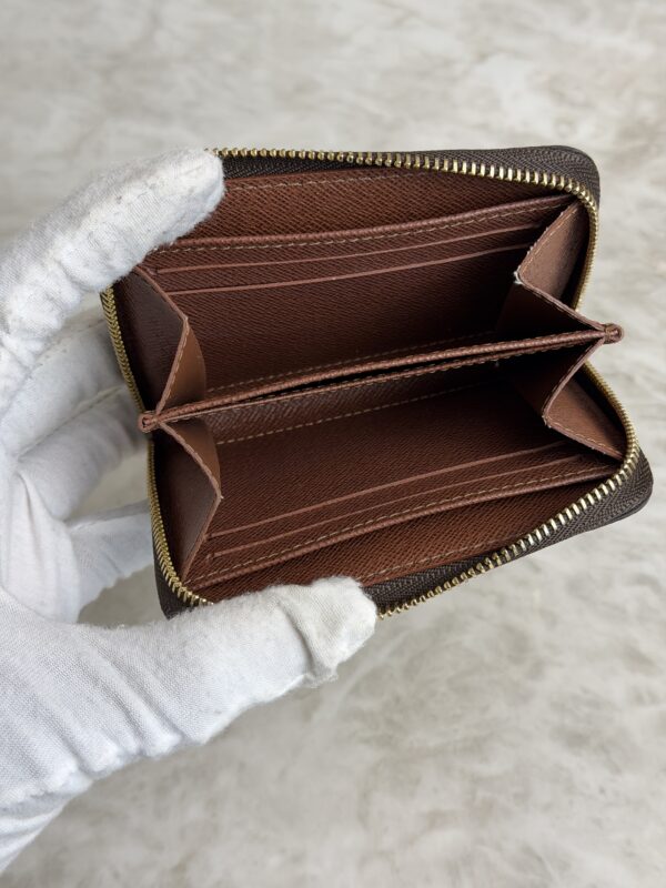 Louis Vuitton Monogram Zippy Coin Purse