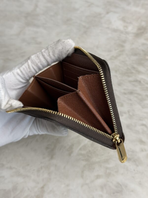 Louis Vuitton Monogram Zippy Coin Purse