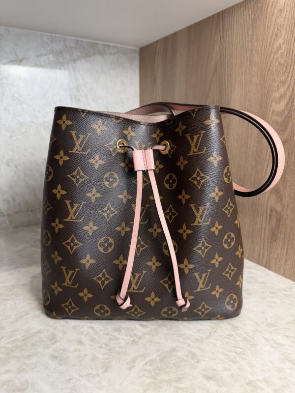 Louis Vuitton Monogram Neonoe MM Rose Ballerine