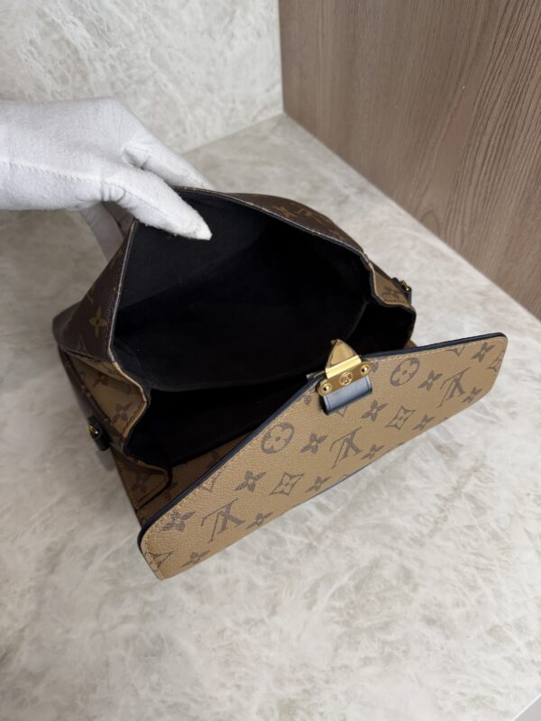 Louis Vuitton Monogram Reverse Pochette Metis