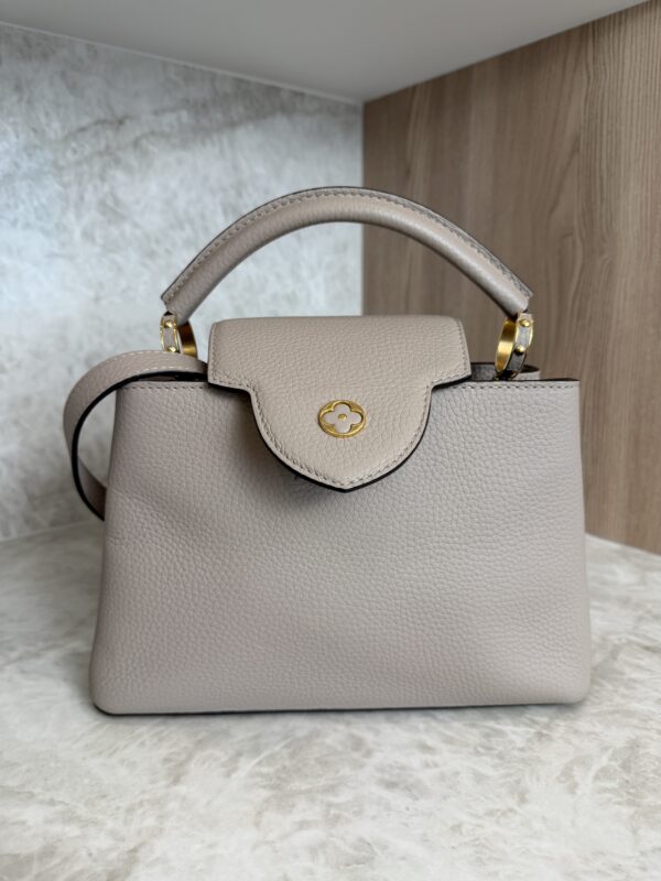 Louis Vuitton Taurillon Capucines BB Galet