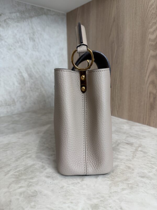 Louis Vuitton Taurillon Capucines BB Galet