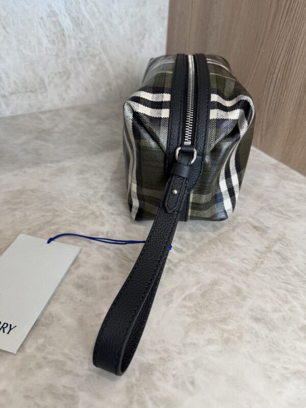 Burberry Highlands Travel Pouch