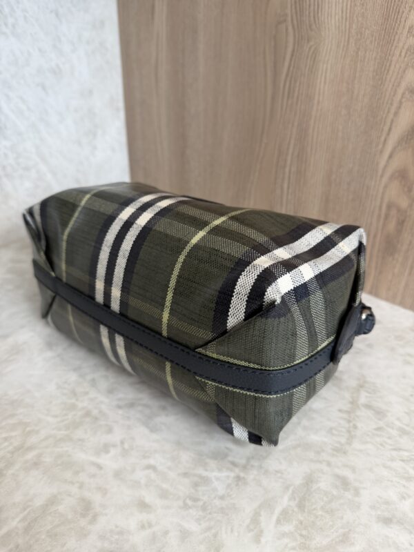Burberry Highlands Travel Pouch