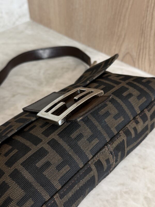 Fendi Zucca Baguette Tobacco