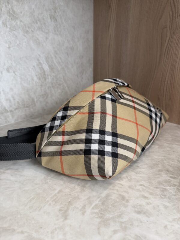 Burberry Essential Check Belt Bag