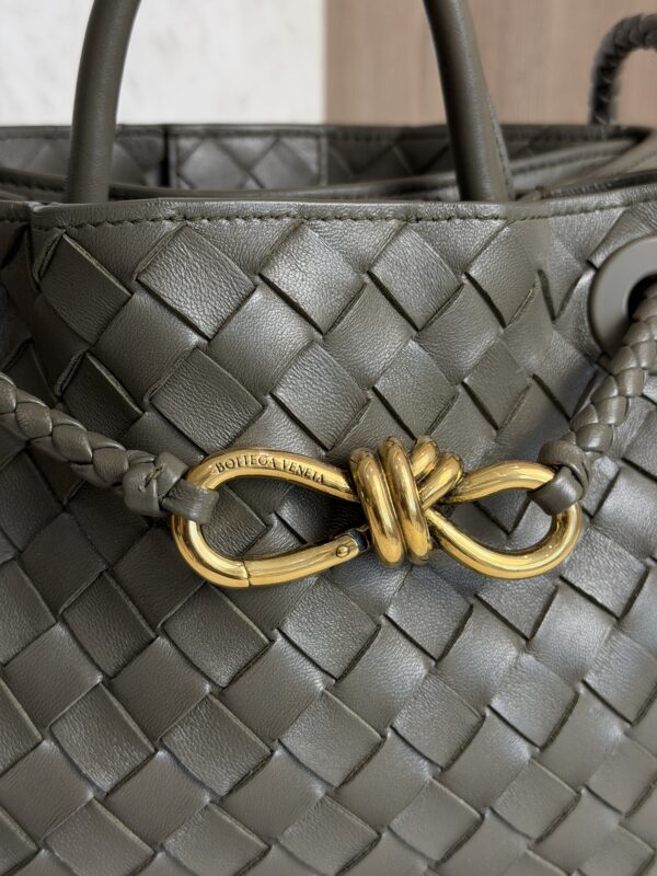 Bottega Veneta Nappa Intrecciato Small Andiamo Shoulder Bag Dark Green