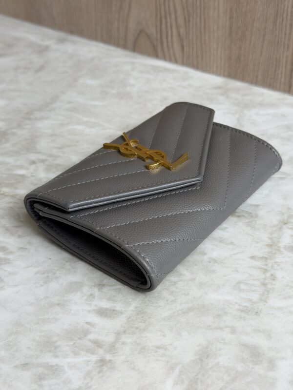 Saint Laurent (YSL) Grain De Poudre Matelasse Chevron Small Monogram Envelope Wallet
