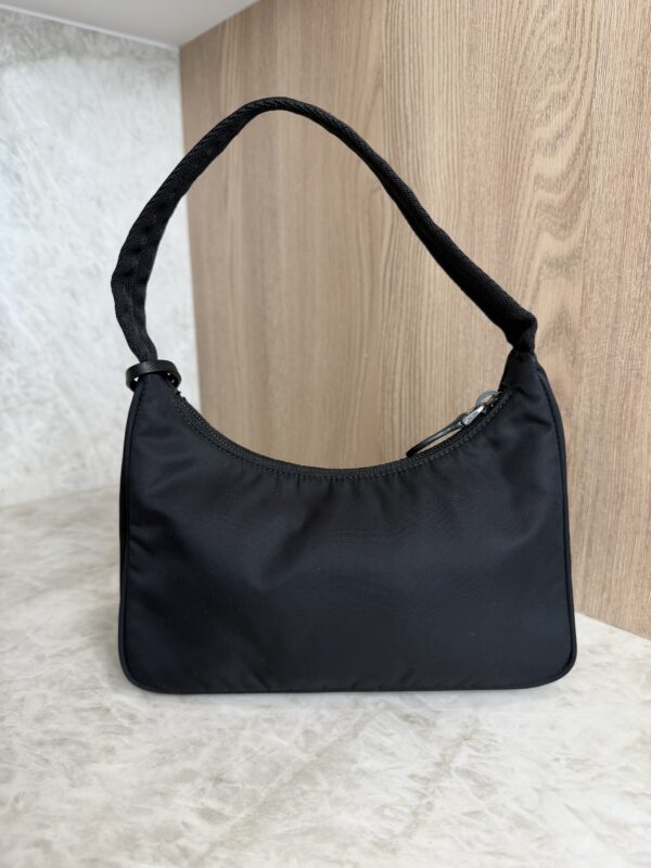 Prada Re-Edition 2000 Hobo Tessuto Mini