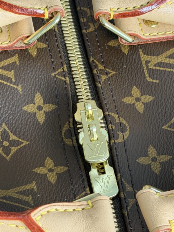 Louis Vuitton Monogram Keepall Bandoulière 50