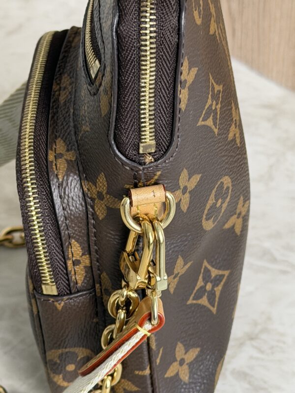 Louis Vuitton Monogram Utility Phone Sleeve