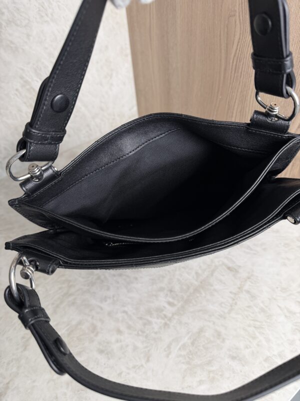 Gucci Sakai Be Green Calfskin Diagonal Stitched Small Blondie Tote Black