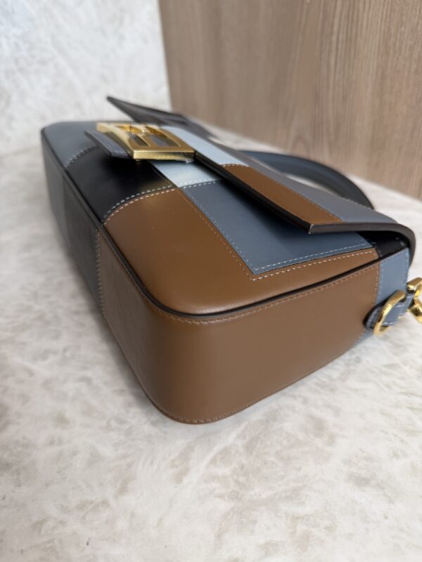 Fendi Vitello Grace Intarsio Geometric Brandy Navy Multicolor