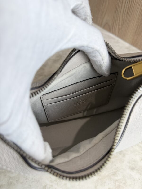 Gucci Goatskin Small Aphrodite Shoulder Bag