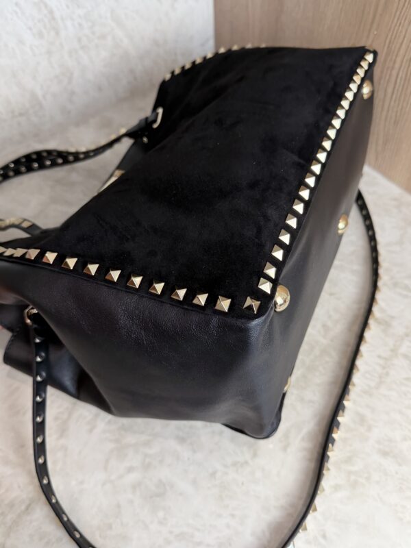 Valentino Garavani Vitello Medium Rockstud Tote Black