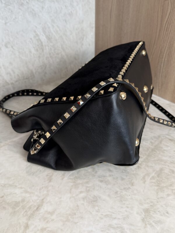 Valentino Garavani Vitello Medium Rockstud Tote Black