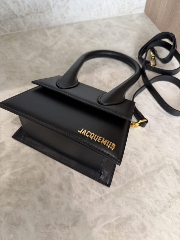 Jacquemus Smooth Calfskin Le Chiquito Moyen Black Black