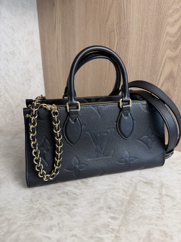 Louis Vuitton Empreinte Monogram Giant OnTheGo East West Black