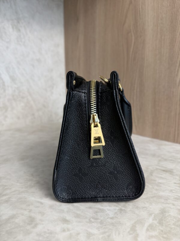 Louis Vuitton Empreinte Monogram Giant OnTheGo East West Black