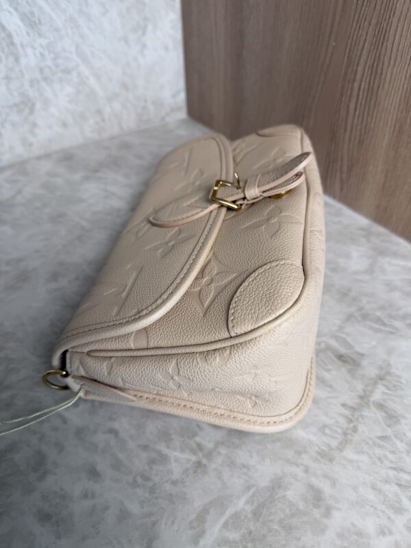 Louis Vuitton Empreinte Monogram Giant Diane Sand