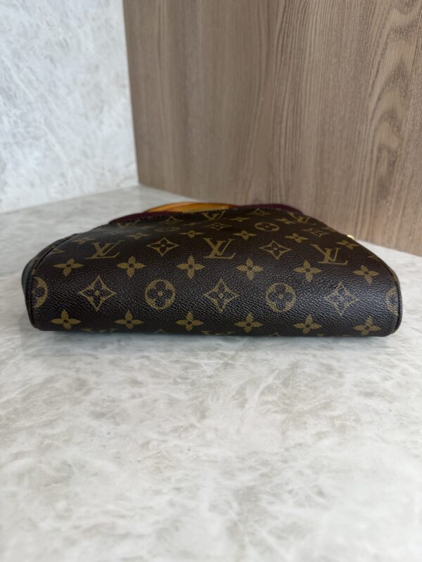 Louis Vuitton Monogram Favorite MM
