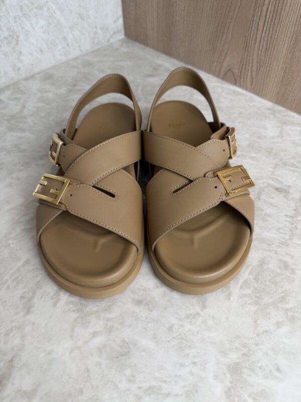 Fendi Black Leather Dad Sandals Size 38 Tan