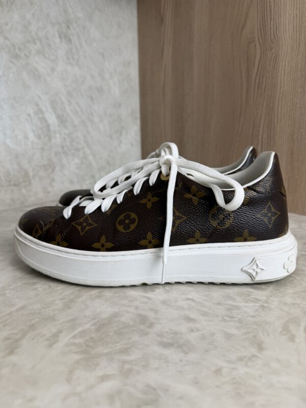 Louis Vuitton Monogram Time Out Sneakers 39