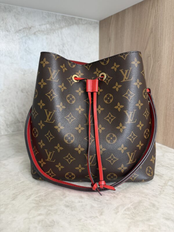 Louis Vuitton Monogram Neonoe MM Cerise