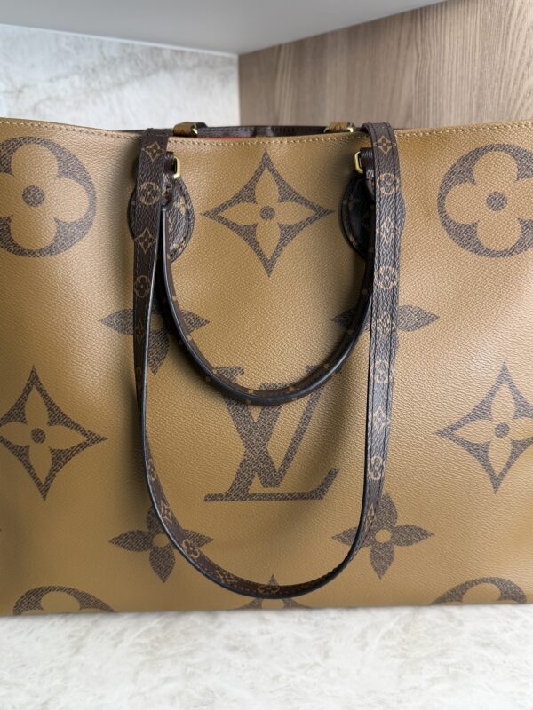Louis Vuitton Reverse Monogram Giant Onthego GM