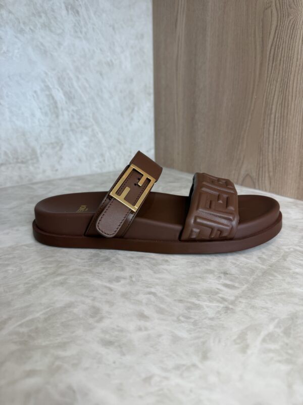 Fendi Feel FF Double Band Sandal Brown 38.5