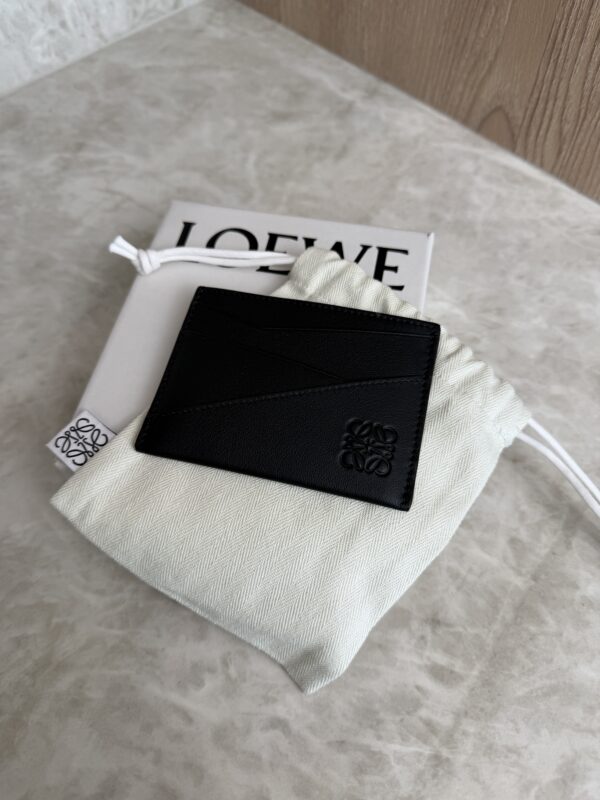 Loewe Puzzle Plain Cardholder in Classic Calfskin Black