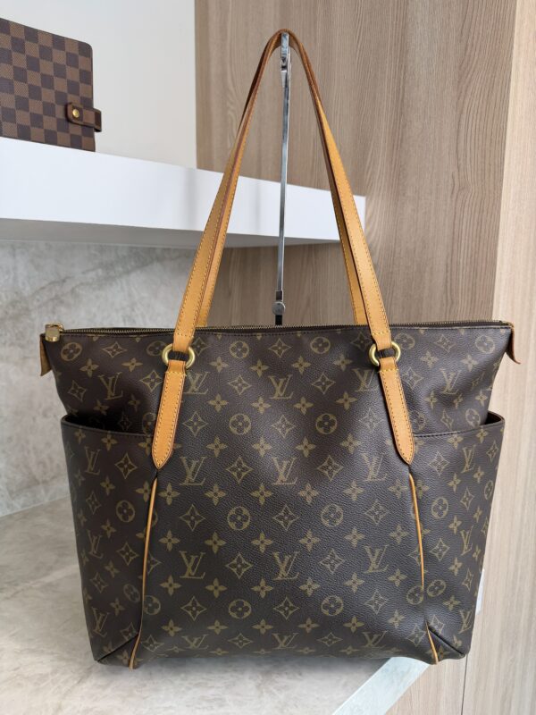 Louis Vuitton Monogram Totally GM