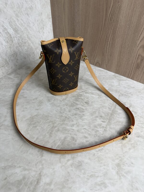 Louis Vuitton Monogram Fold Me Pouch