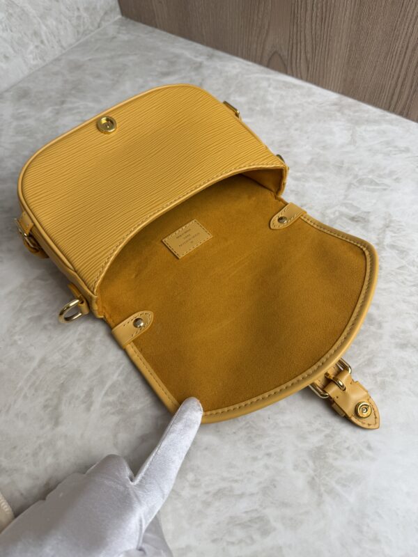 Louis Vuitton Epi Saumur BB Safran