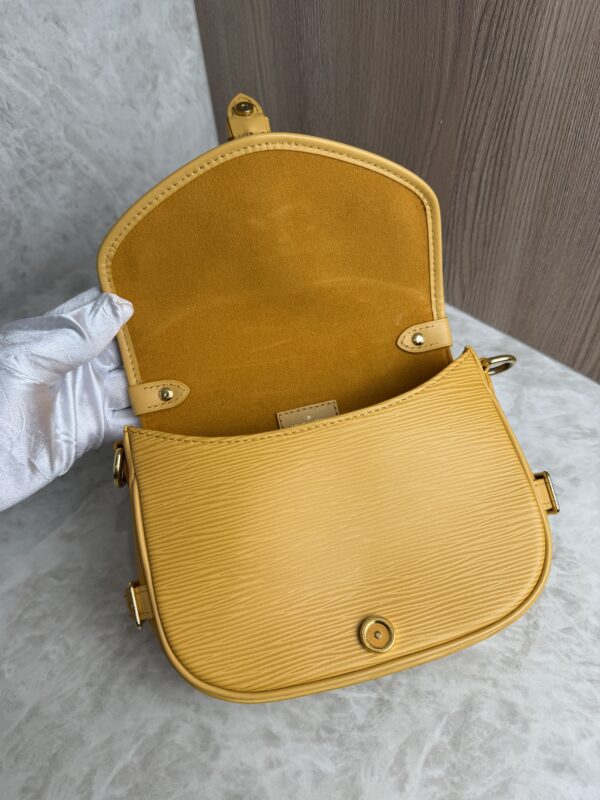Louis Vuitton Epi Saumur BB Safran