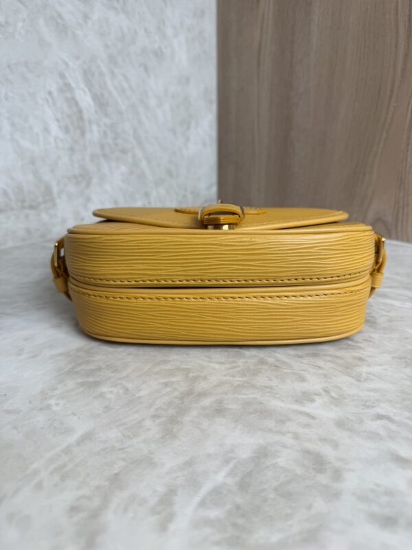 Louis Vuitton Epi Saumur BB Safran