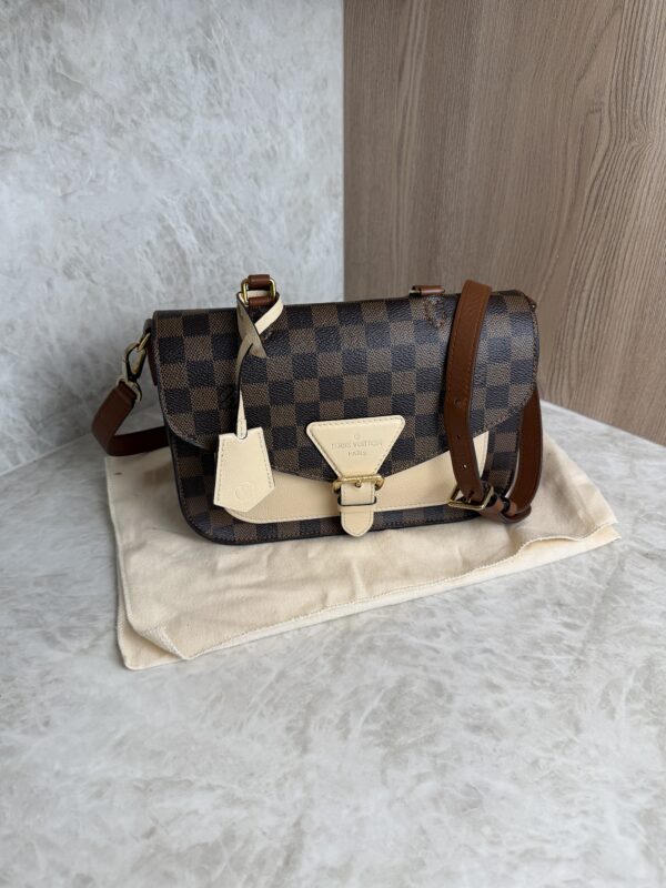 Louis Vuitton Damier Ebene Beaumarchais Creme