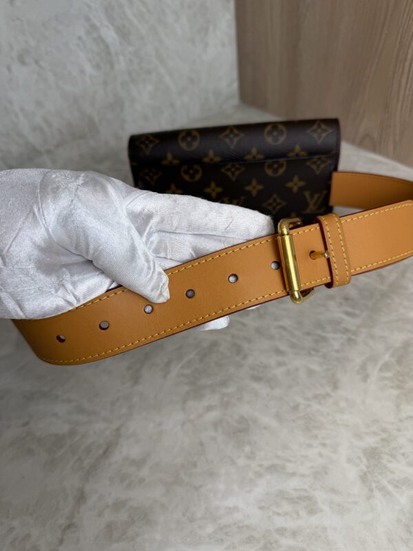 Louis Vuitton S Lock Belt Pouch Monogram Canvas