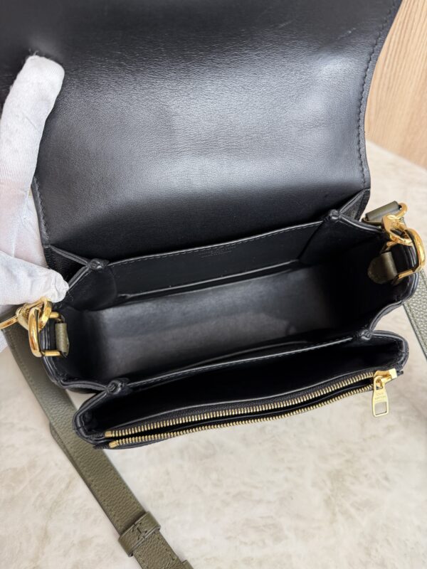 Louis Vuitton Grained Calfskin Vivienne NM Kaki