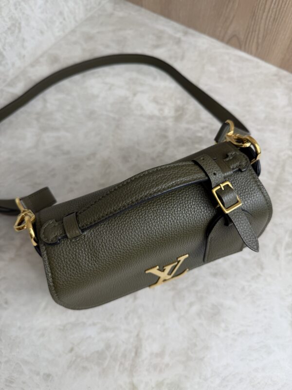 Louis Vuitton Grained Calfskin Vivienne NM Kaki