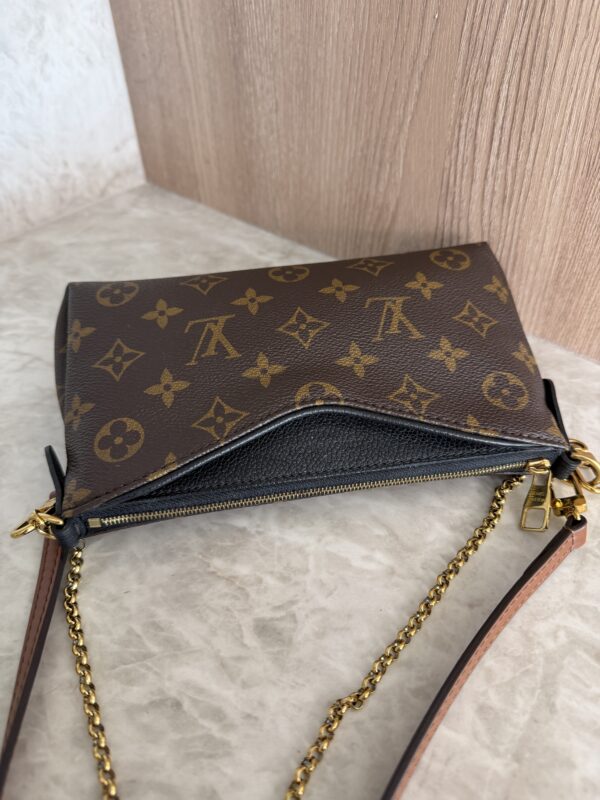 Louis Vuitton Monogram Pallas Clutch Black