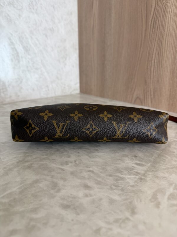 Louis Vuitton Monogram Pallas Clutch Black